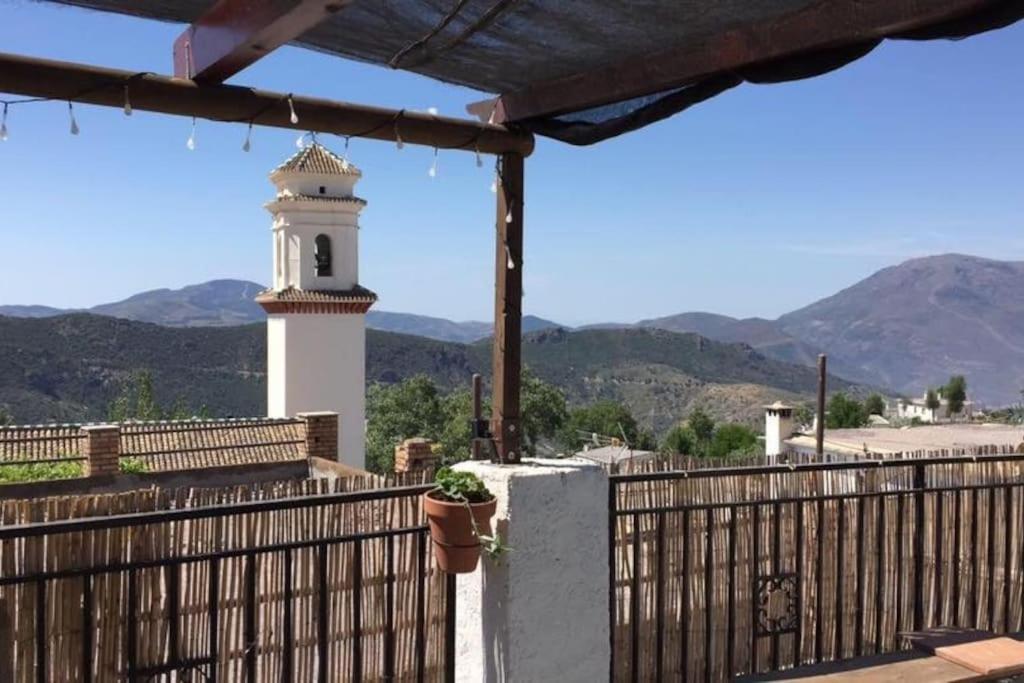 La Casa Rural De Paco Y Ana Pitres Eksteriør billede