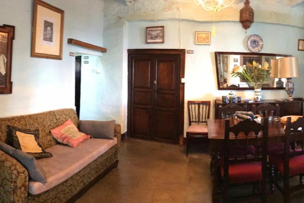 La Casa Rural De Paco Y Ana Pitres Eksteriør billede
