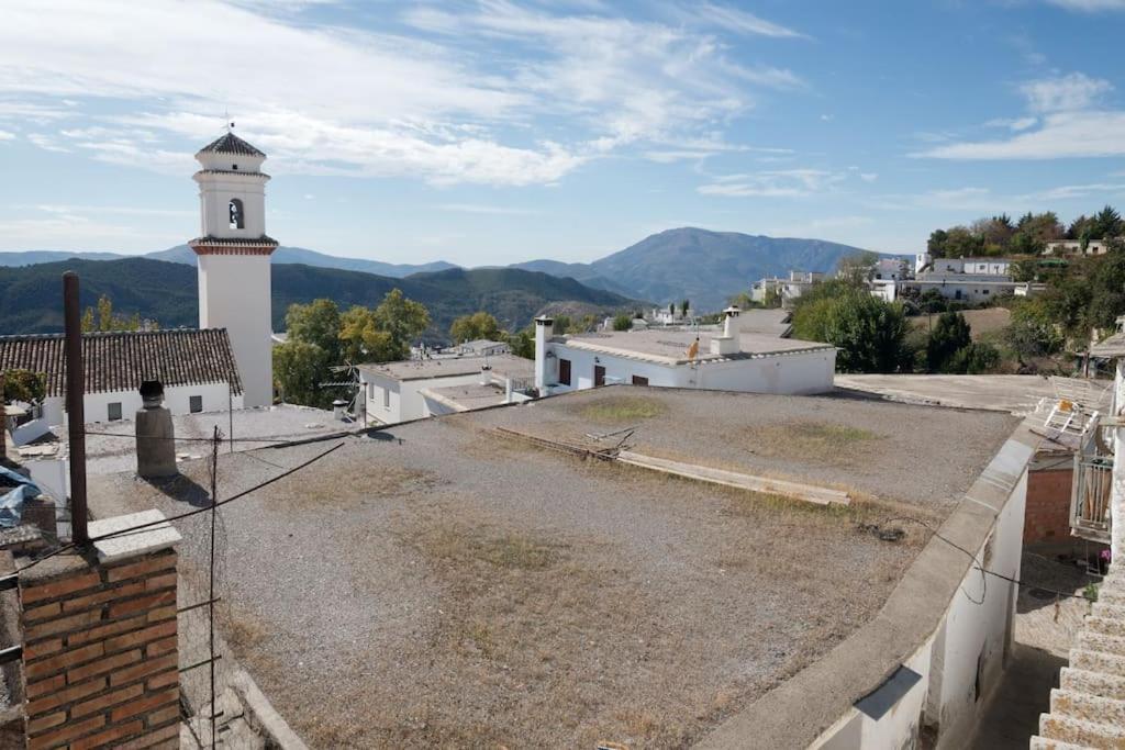 La Casa Rural De Paco Y Ana Pitres Eksteriør billede