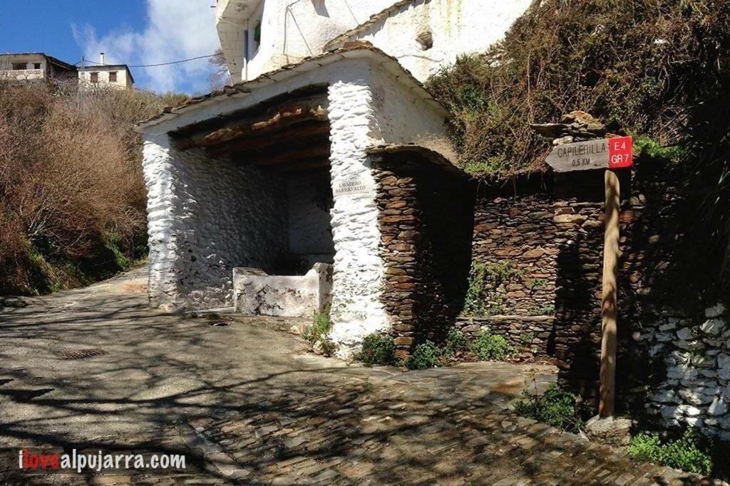 La Casa Rural De Paco Y Ana Pitres Eksteriør billede