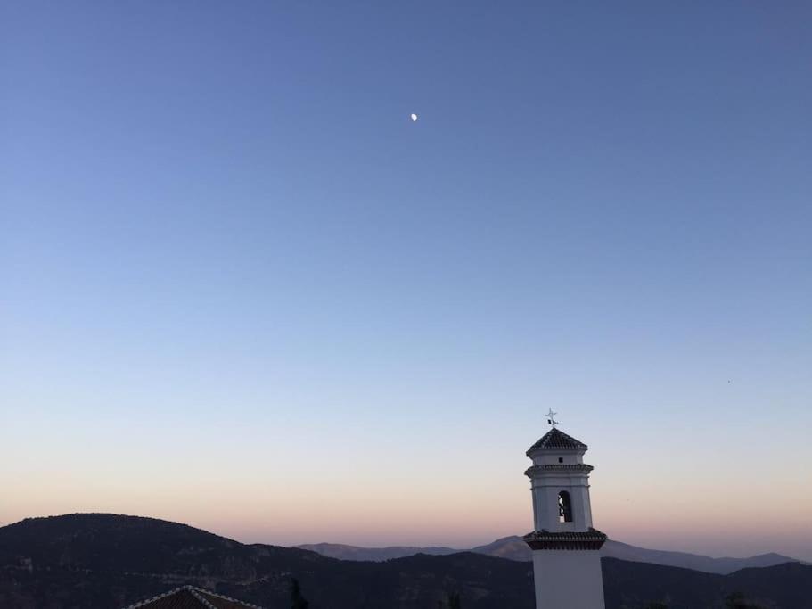 La Casa Rural De Paco Y Ana Pitres Eksteriør billede