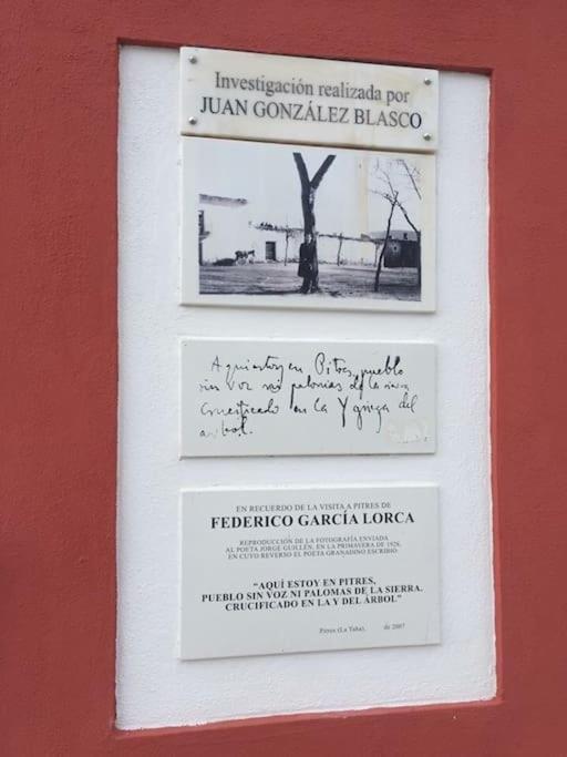 La Casa Rural De Paco Y Ana Pitres Eksteriør billede